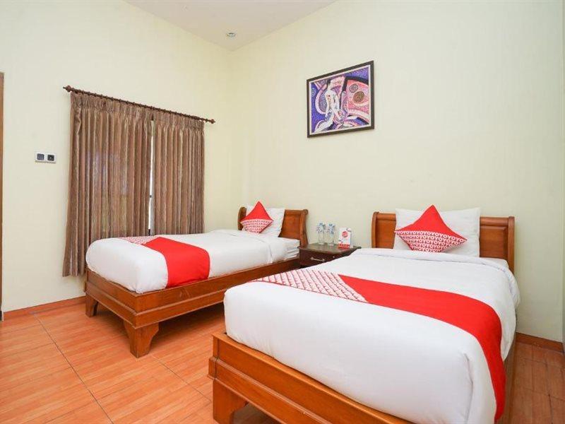Hotel Bumi Bermi Permai Near Bermi Eco Park Mitra Reddoorz Probolinggo Εξωτερικό φωτογραφία